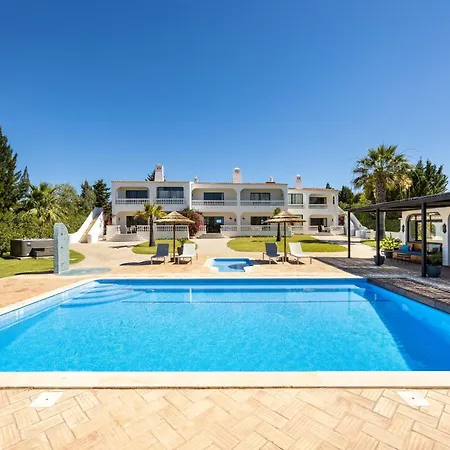 Villa Carvoeiro Grande: Spacious 16-bedroom Algarve Retreat With Private Pool Carvoeiro (Lagoa)