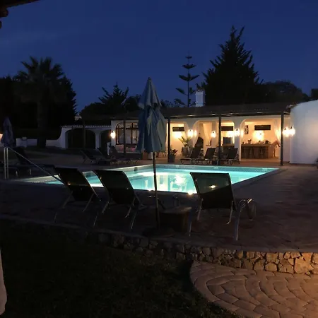 Villa Grande: Spacious 16-bedroom Algarve Retreat With Private Pool