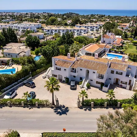 Grande: Spacious 16-bedroom Algarve Retreat With Private Pool Villa