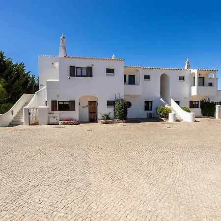Grande: Spacious 16-bedroom Algarve Retreat With Private Pool Villa