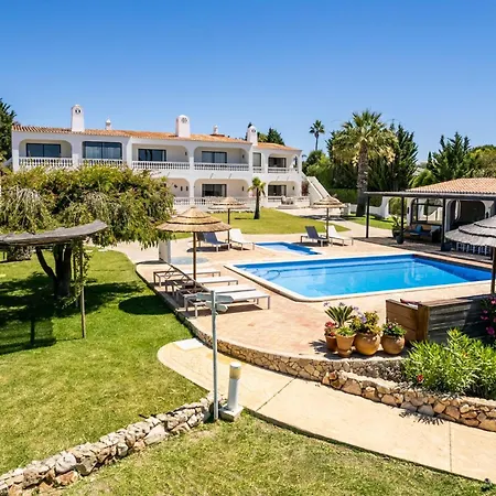 Villa Grande: Spacious 16-bedroom Algarve Retreat With Private Pool *